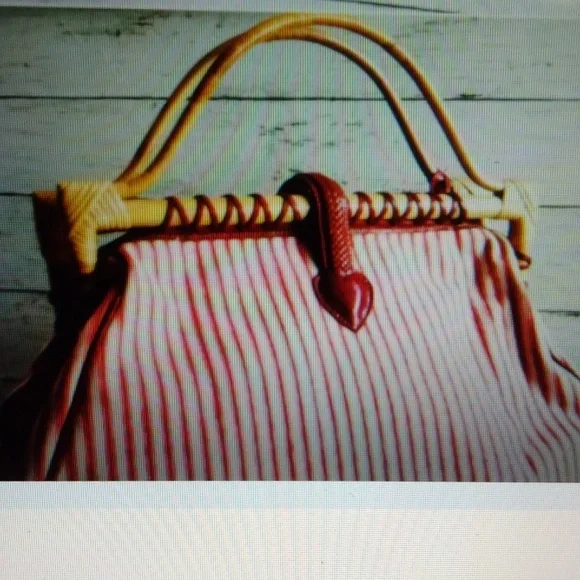 Brighton Canvas & Leather Bag W/Bamboo Handles - Picture 2 of 13